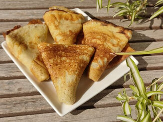 Блинчики с корицей и сахаром