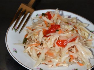 Салат с капустой "Пестренький"