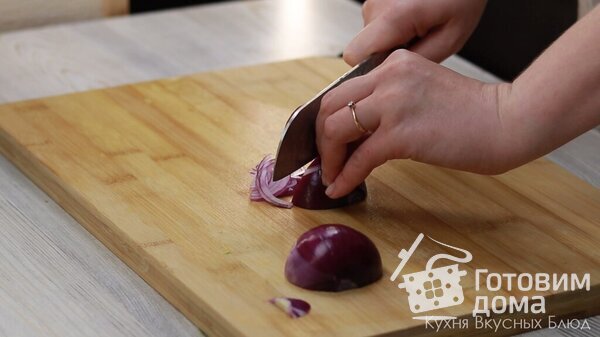 Очень простой и Вкусный Огуречный Салат ( быстрые малосольные огурчики) фото к рецепту 2
