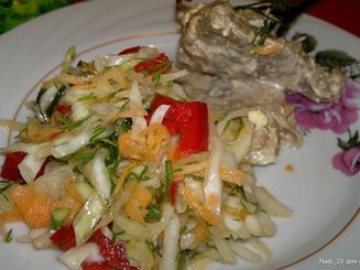 Салат с капустой "Пестренький"