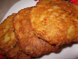 Драники из цуккини с сыром