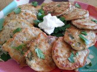 Творожные биточки с сыром и зеленью