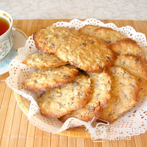 Печенье с семечками и изюмом
