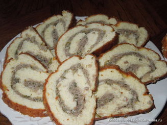 Яично-мясной рулет