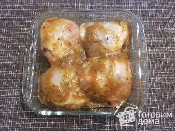 Куриные бедра в розовом соусе, запеченные в духовке по-Махеевски фото к рецепту 4