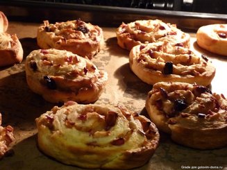 "Улитки творожные" с яблоками и корицей