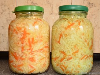 Капуста хрустящая квашеная