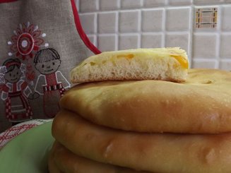 Лепешки с брынзой и перцем