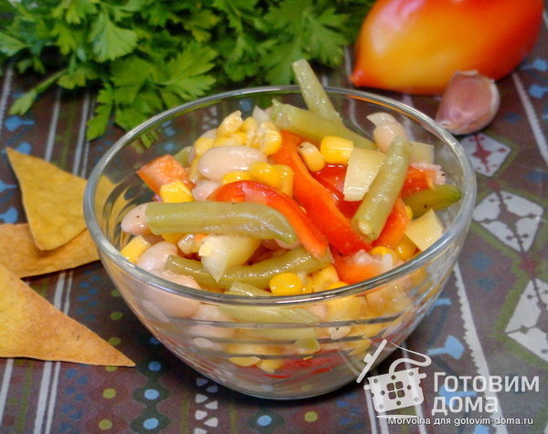 Мексиканский салат со стручковой фасолью фото к рецепту 1