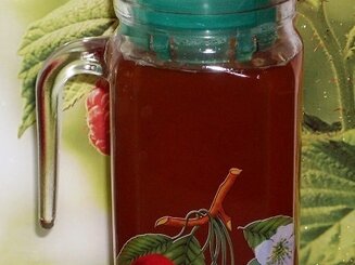 Компот из свежих яблок и сухофруктов