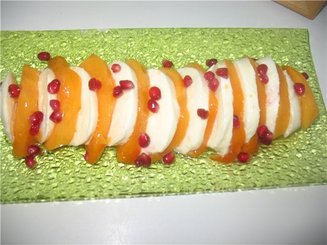 Салат из хурмы и моцареллы "Капрезе дамское"
