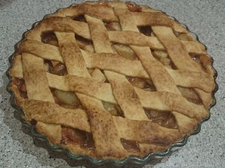 Яблочно-грушевый тарт с корицей и кардамоном