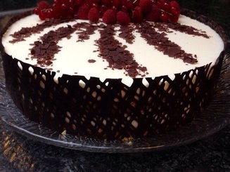 Пирожные с клубникой