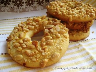 Песочное кольцо с арахисом