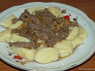 Картофельные клецки с луком
