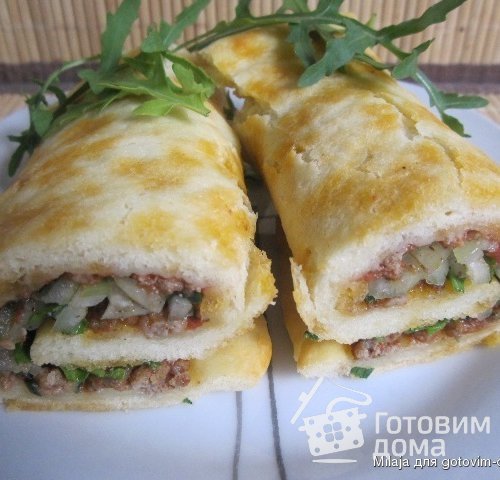 Творожные лепёшки с мясной начинкой