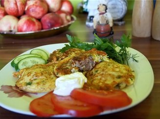 Колдуны из кабачка с куриным филе