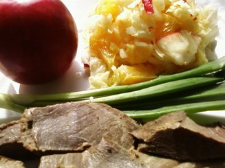 Салат из пекинской капусты