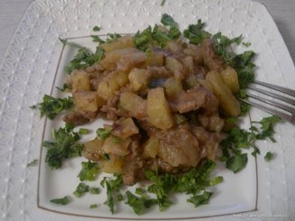 Азу из говядины на огуречном рассоле