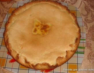 Испанский пирог с черносливом