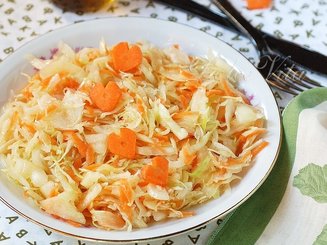 Салат с капустой "Пестренький"