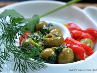 Маринованные оливки/маслины