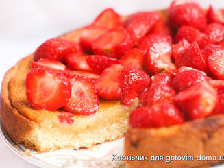 Mazarin, марципановый пирог с клубникой