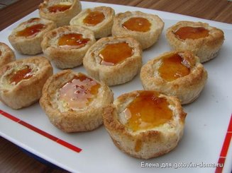 Слоеные корзиночки с кремом и карамелью от Д.Оливера