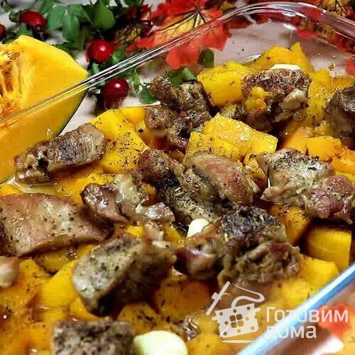 Тыква с индейкой в духовке