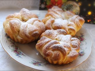 Сдобные булочки "Русские кружева"