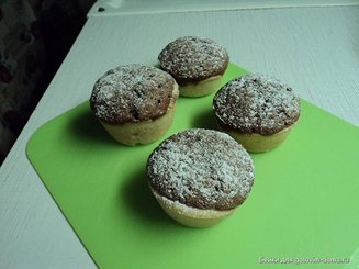 Нежное пирожное с двумя видами теста