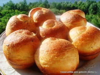 Чесночно-розмариновые булочки с беконом и сыром