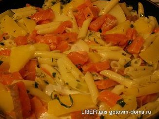 Паста с лососем и сметаной