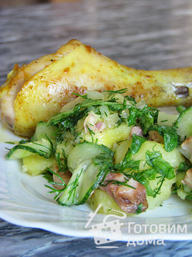 Картофельно-огуречный салат с хрустящей курочкой фото к рецепту 1
