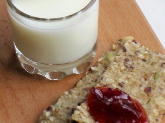 Хрустящие мультизерновые хлебцы с семечками