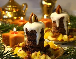 Десерт «Рождественские свечи с карамелизированными фруктами»