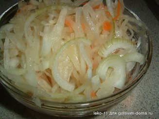 Капуста хрустящая квашеная