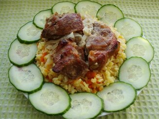 Шашлык в духовке на "луковой подушке"