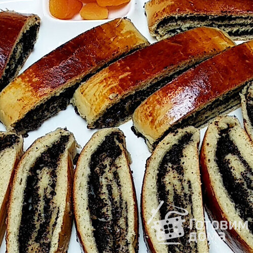 Рулет с сочной маковой начинкой