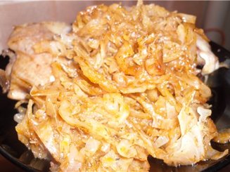 Капуста, запечённая в духовке с курочкой