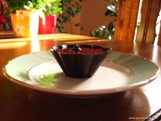 Крем чиз с ягодами в шоколаде
