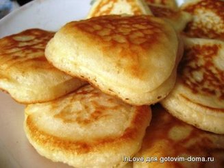 Пышные оладушки на дрожжах