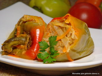 Перцы, фаршированные капустой с фаршем