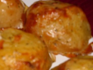 Картофель, запеченный под соусом