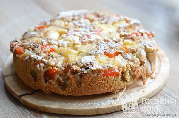 Пирог из цельнозерновой муки с яблоками, курагой и орехами фото к рецепту 1