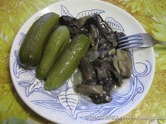 Соленые огурчики хрустящие
