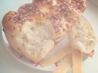 Ароматный хлебушек с сыром и чесноком