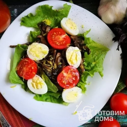 Салат с жареными шампиньонами, яйцами и луком, пошаговый рецепт с фото на ккал
