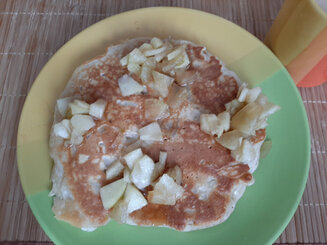 Яблочные панкейки