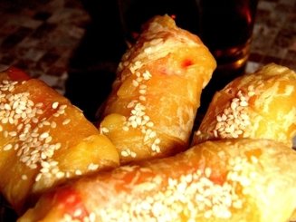 Слойки с сыром и крабовыми палочками